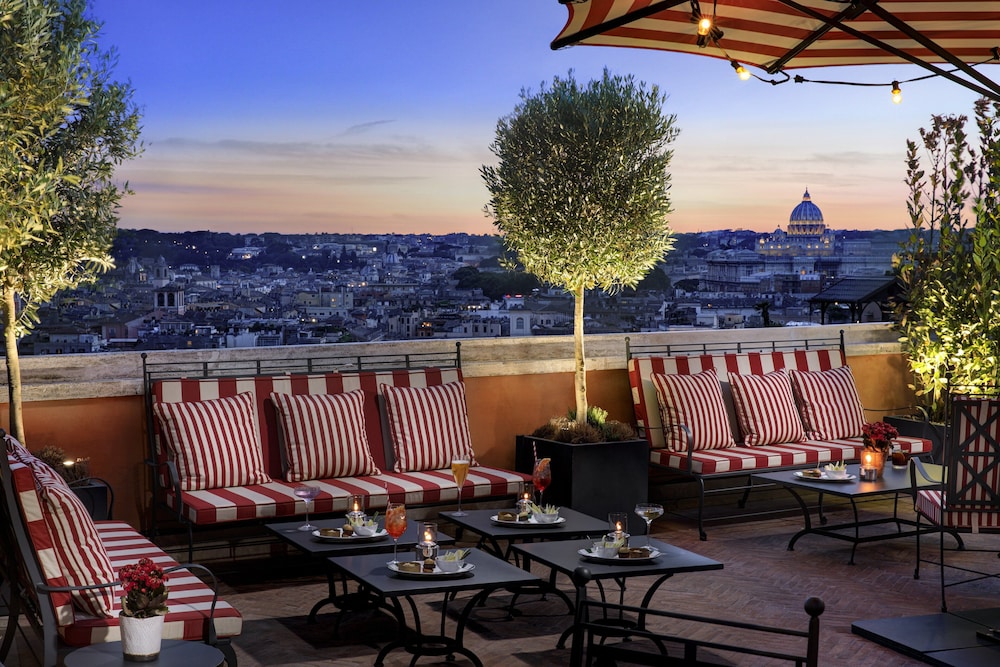 7 Best Dog Friendly Hotels in Rome for Traveling With Your Pup