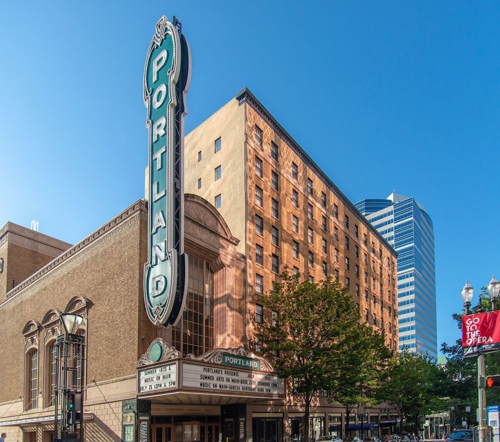 The 7 Best Dog-Friendly Hotels in Portland, Oregon