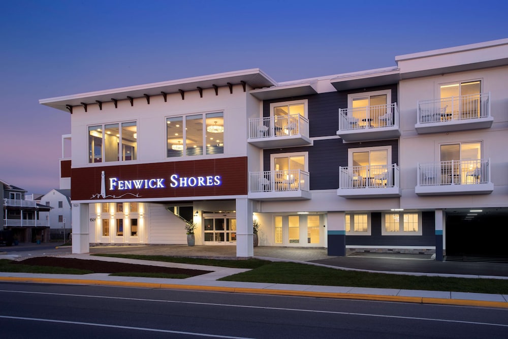 Jon Pardi Tour: 4 Best Hotels Near Freeman Arts Pavilion